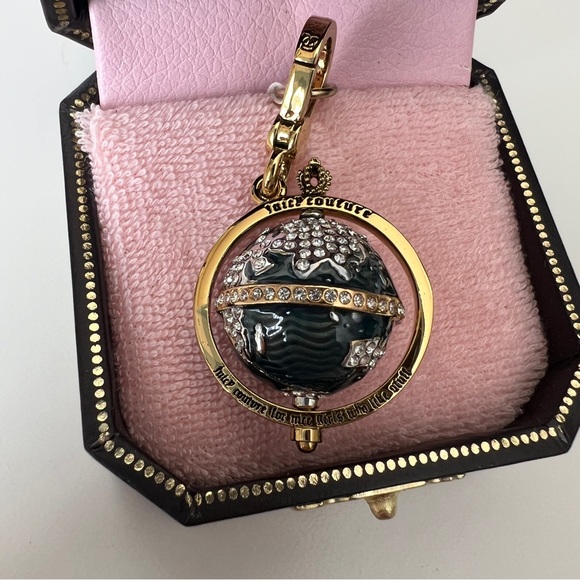 Juicy Couture, 2010, Globe Charm, YJRU3873, New with tag on box - Picture 6 of 9